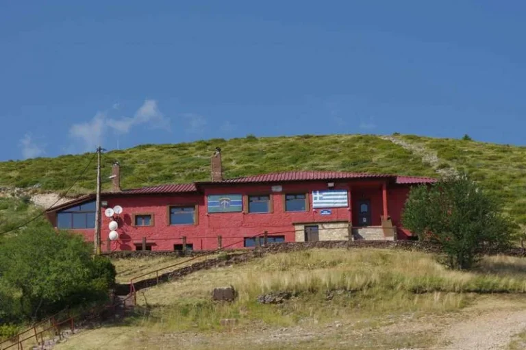 Olympus refuges Vrisopoules 768x511