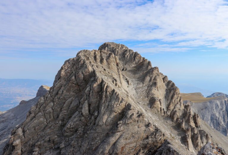 Mytikas peak 02 1 768x523